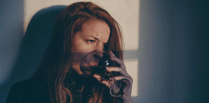 La realidad de la adicción al alcohol